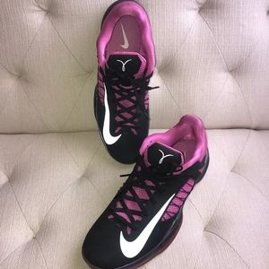 breast cancer hyperdunks